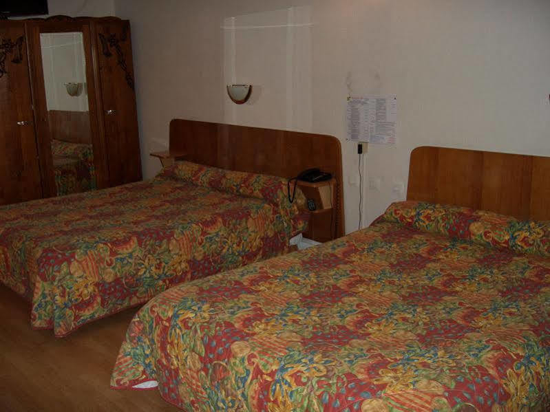 Logis Hotel Restaurant De La Poste Tarascon-sur-Ariège المظهر الخارجي الصورة